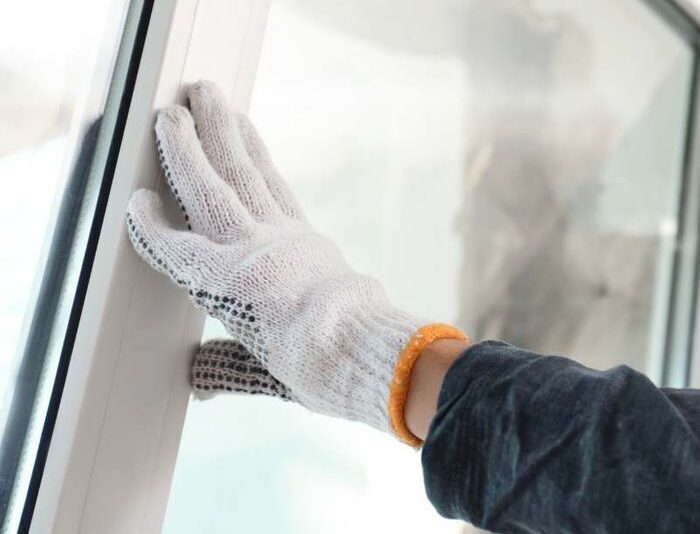Shower glass installation